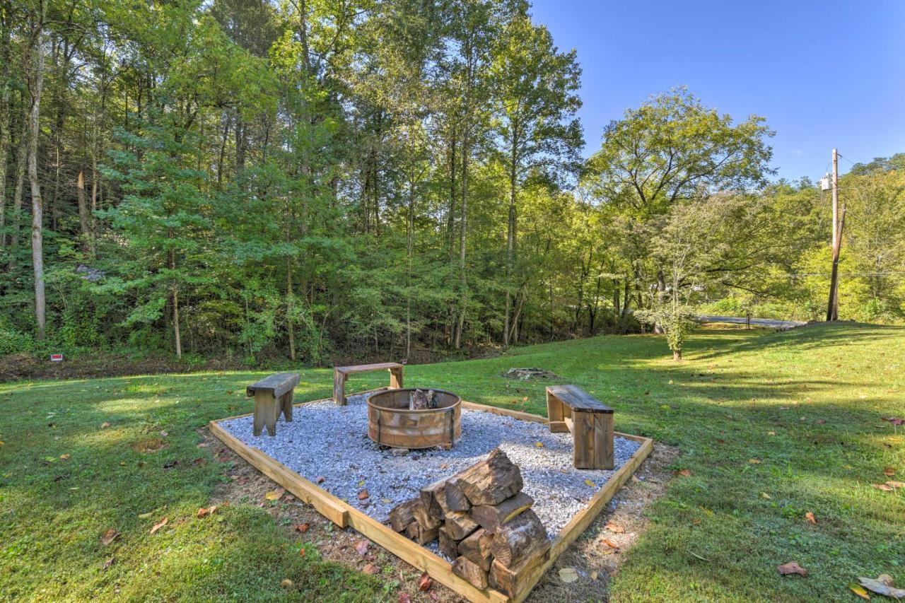 Smoky Mountain Cozy Cove Cabin Deck And Fire Pit! Cosby Exterior foto
