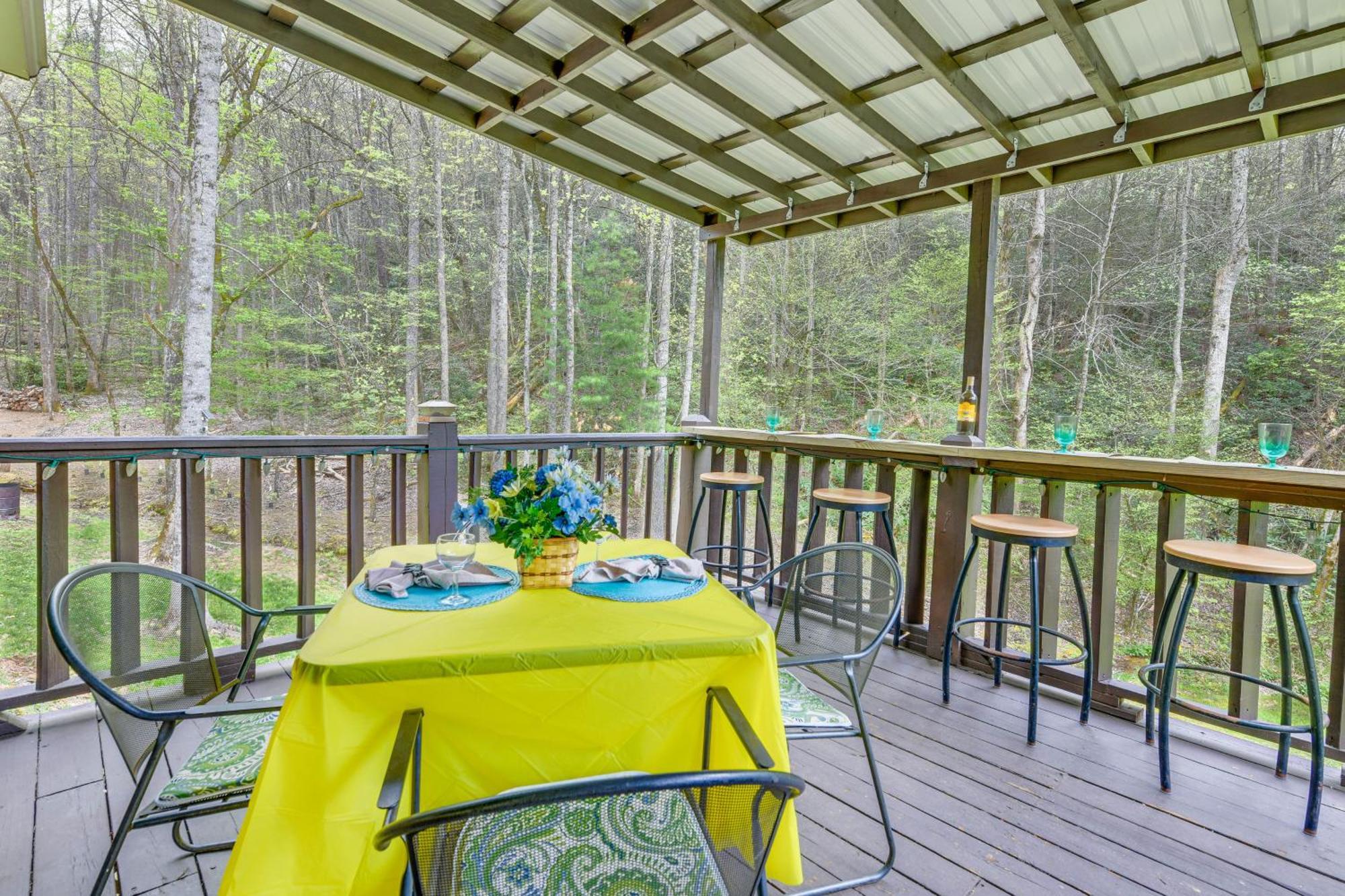 Smoky Mountain Cozy Cove Cabin Deck And Fire Pit! Cosby Exterior foto
